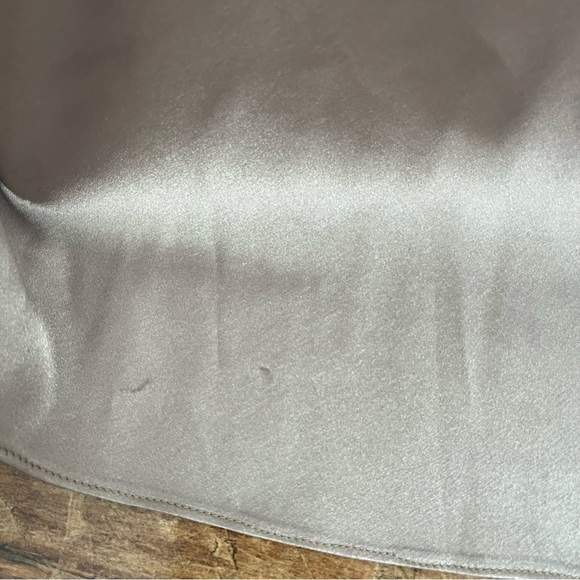 OC by OC Satin Sleeveless V-Neck Floor Length Gown Champagne Sz 12 - Picture 15 of 16